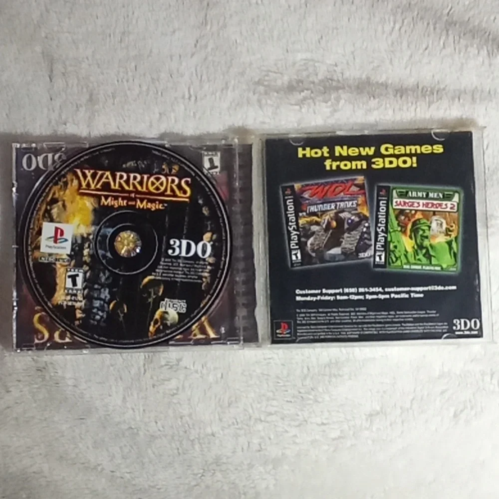 Sony PlayStation Warriors of Might and Magic - Black and Gold